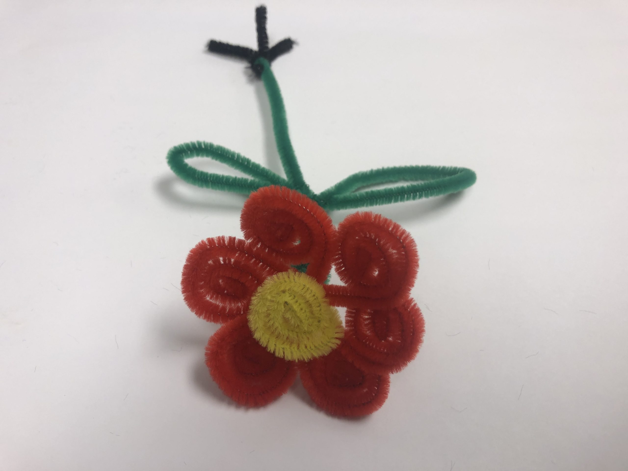 How to make a little pipe cleaner flower 